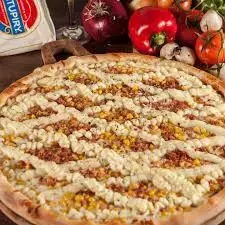 molho,mussarela,calabresa,tomate,bacon,alho frito,provolone,catupiry,orégano e azeitonas.