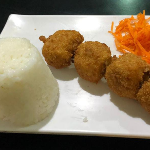 Brochetas Empanizadas