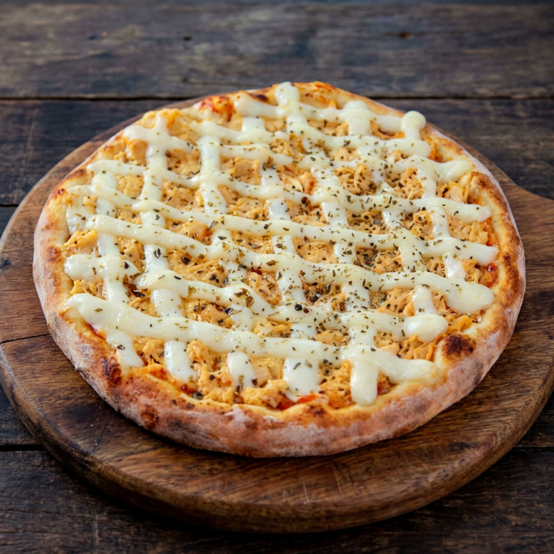 Pizza Com Os Melhores Produtos Do Mercado Frango, Catupiry, Mussarela E Orégano