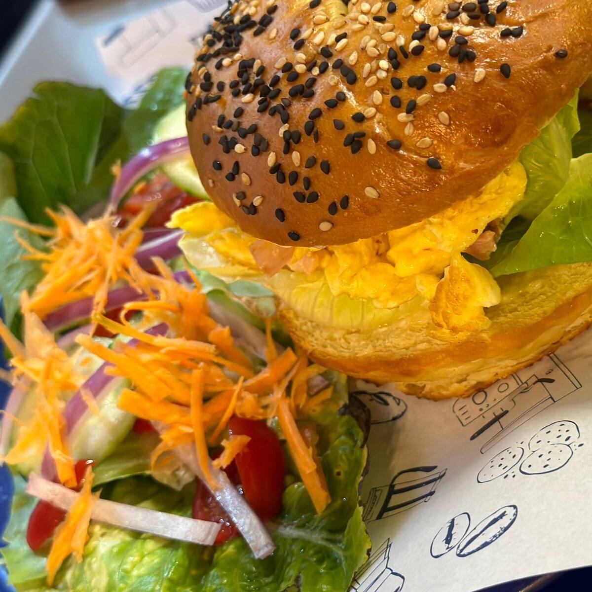 Sándwich Huevo y Tocino