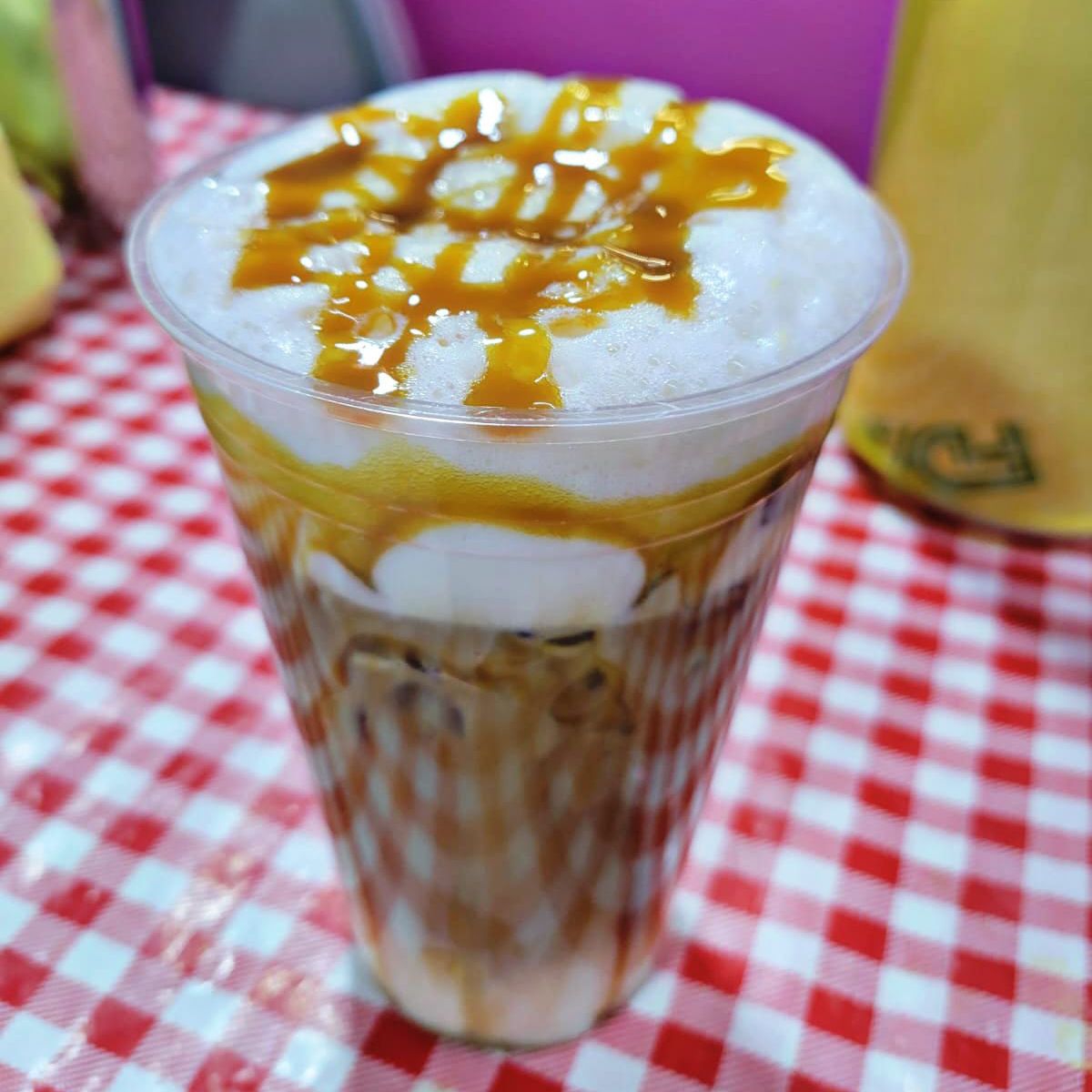 CAFÉ  FRIO DE CARAMELO