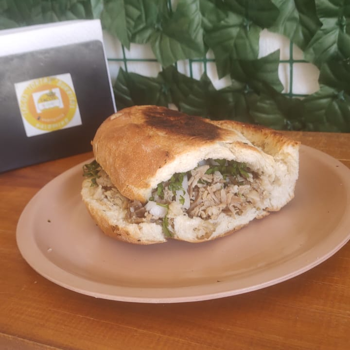 Tortas de Birria