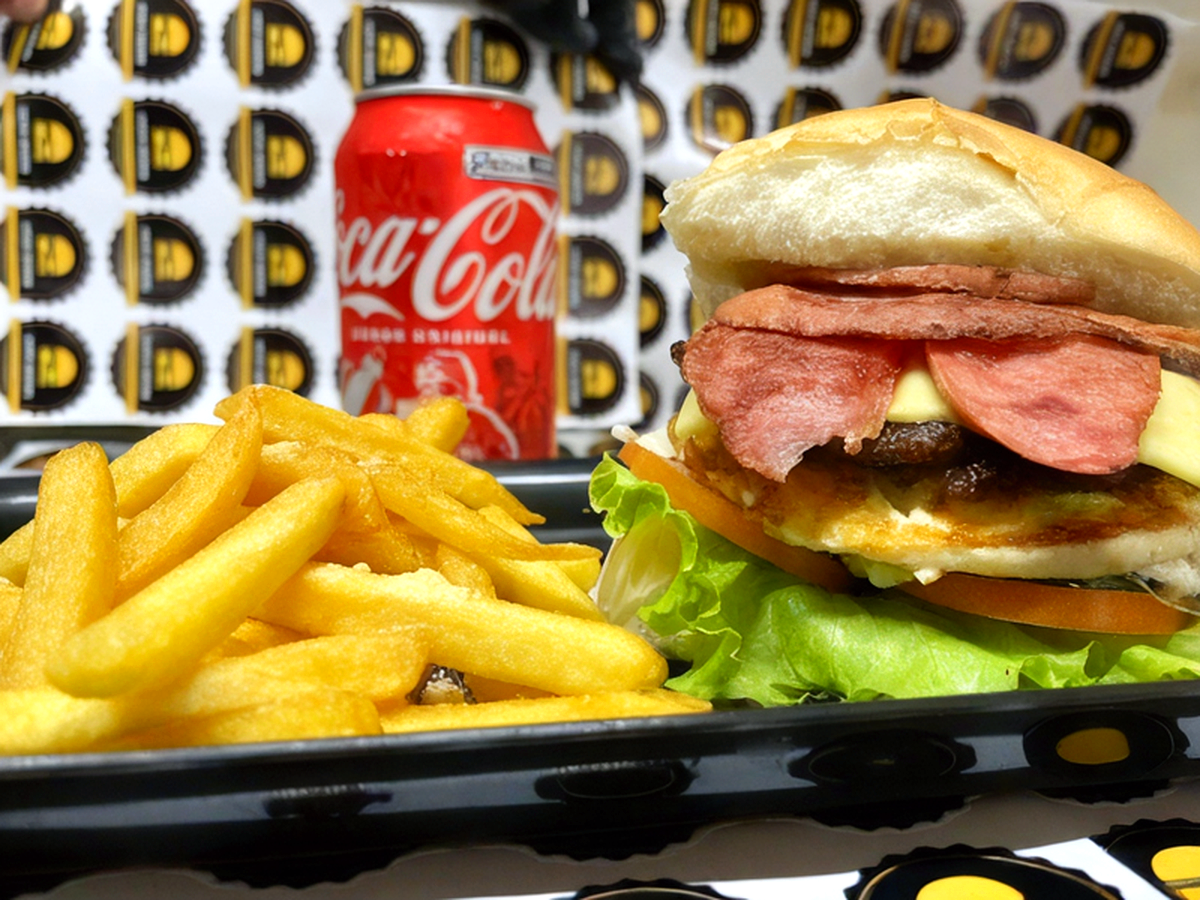 Tri Lanches - Pastelaria, Hamburgueria E Sorveteria