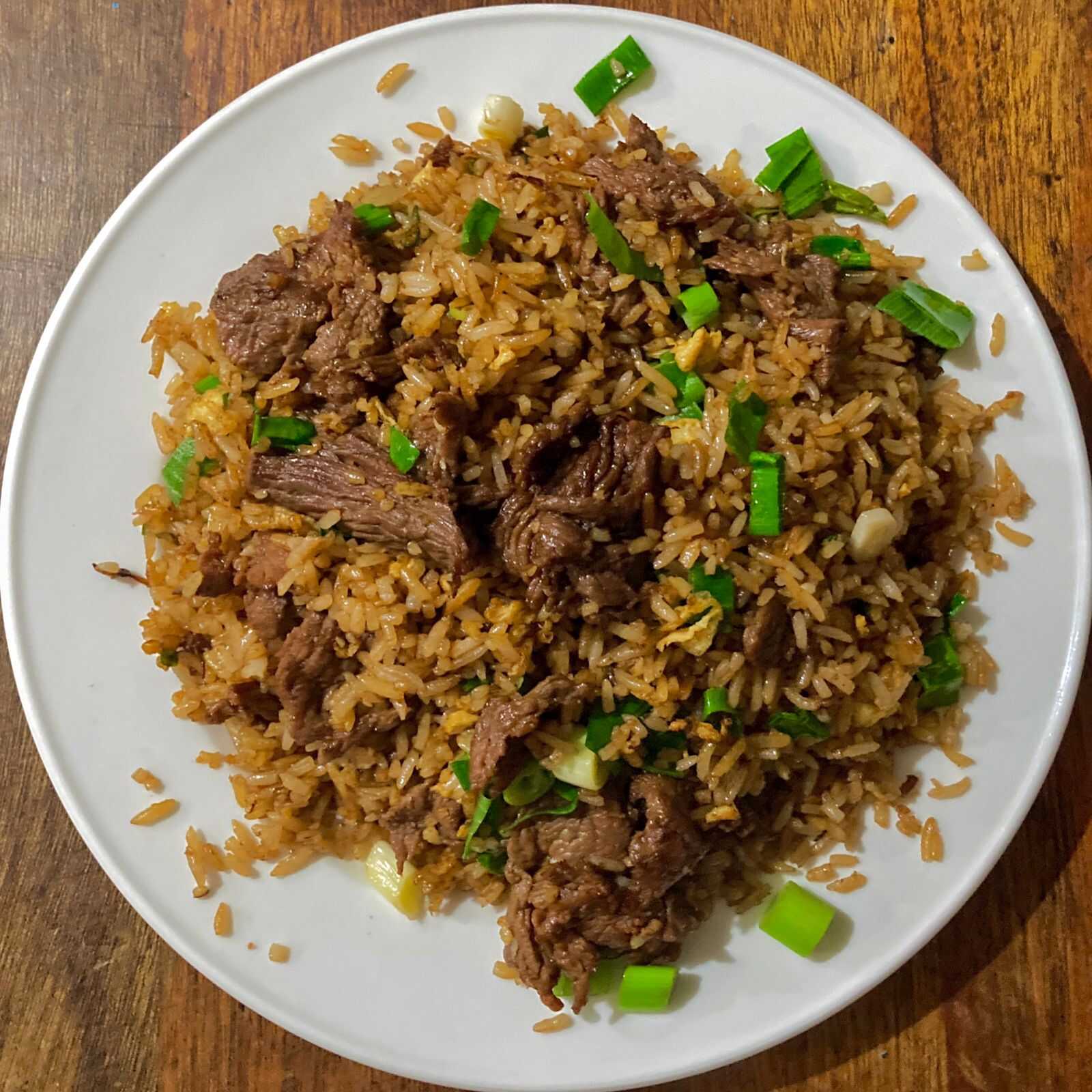 Arroz con Carne de Res