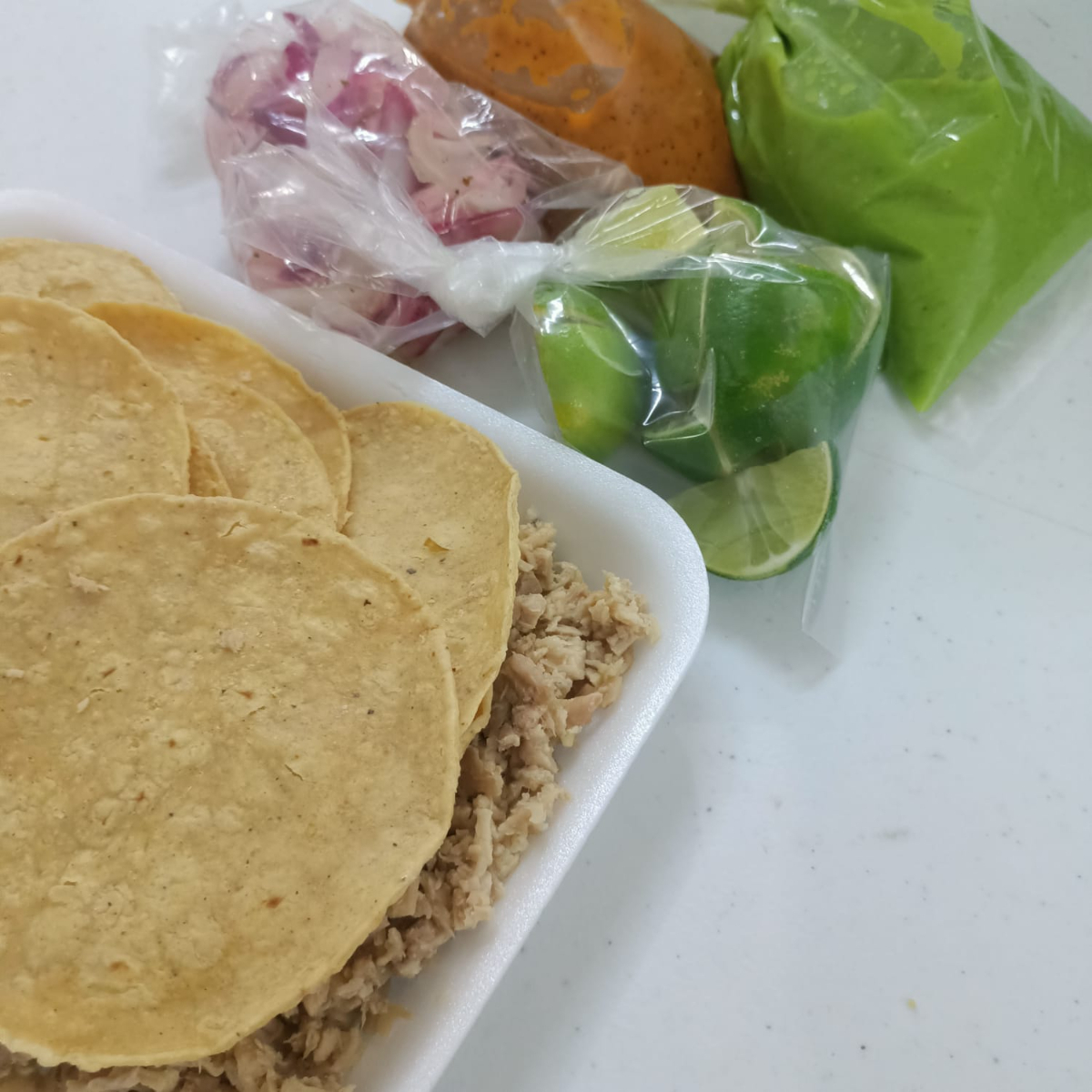 Plato Lechón Maciza con Tortilla