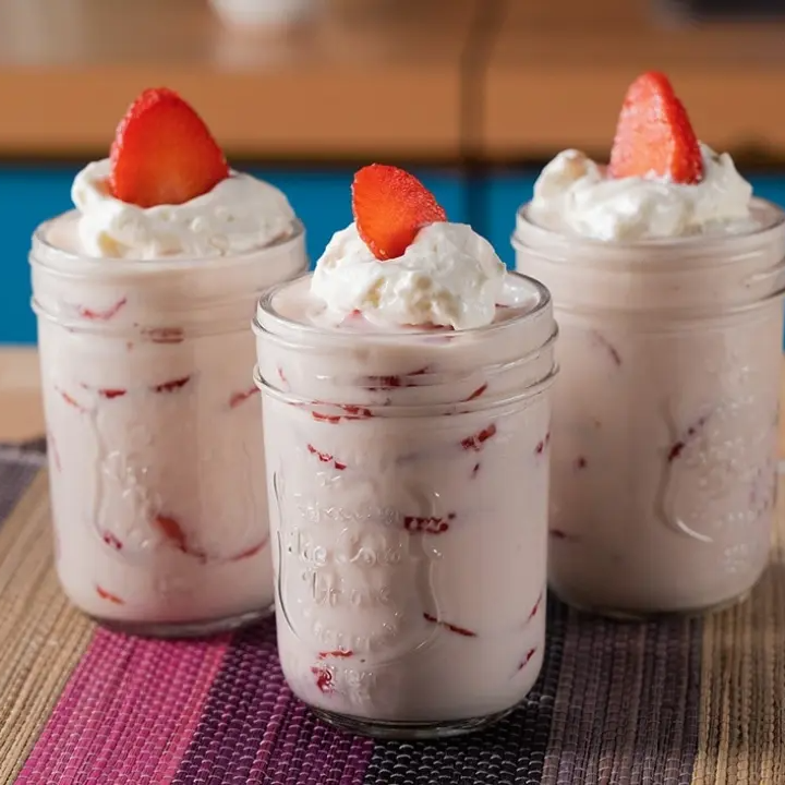 FRESAS CON CREMA