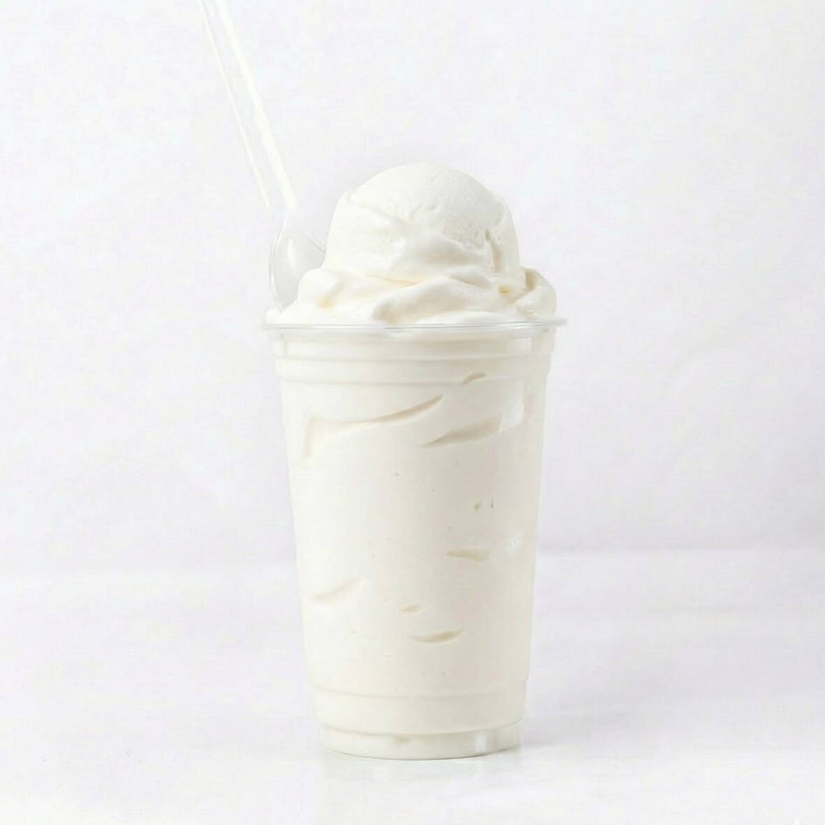 Creme delicioso de tapioca com pedaços de coco.