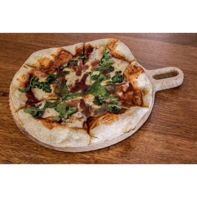 PIZZA ARÚGULA PROSCIUTTO