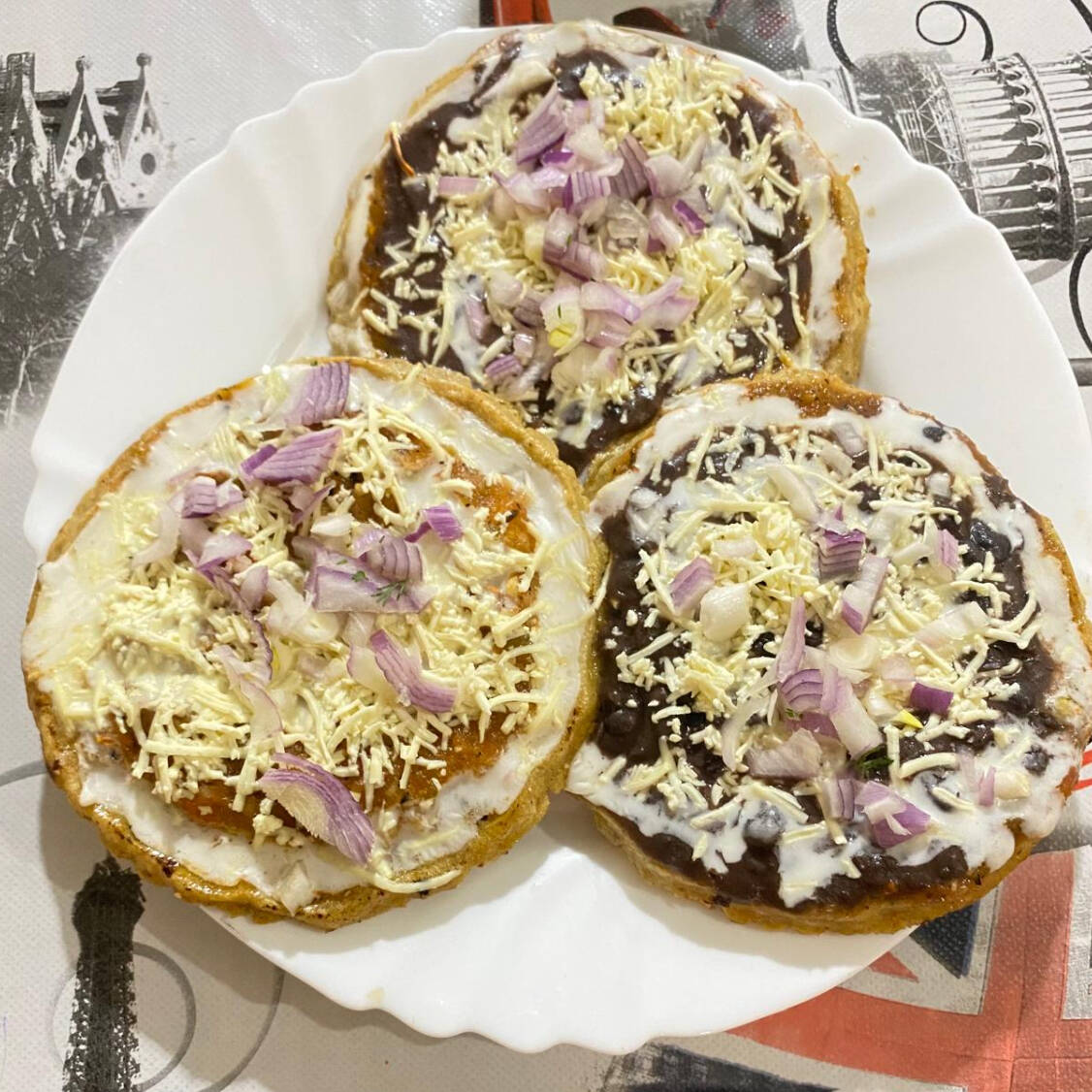 Sopes (3 Piezas)