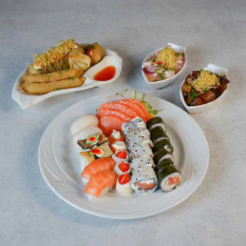 5 Hossomaki Variados 5 Niguiri Variados 5 Huramaki Variados 5 Sashimi De Salmão 5 Sashimi De Tilápia 5 Gunkan Variados 5 Hot Filadelfia 5 Fritos Variados 1 Tataki 1 Ceviche