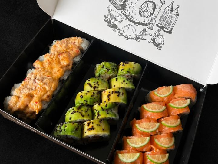 Box 30 Makis