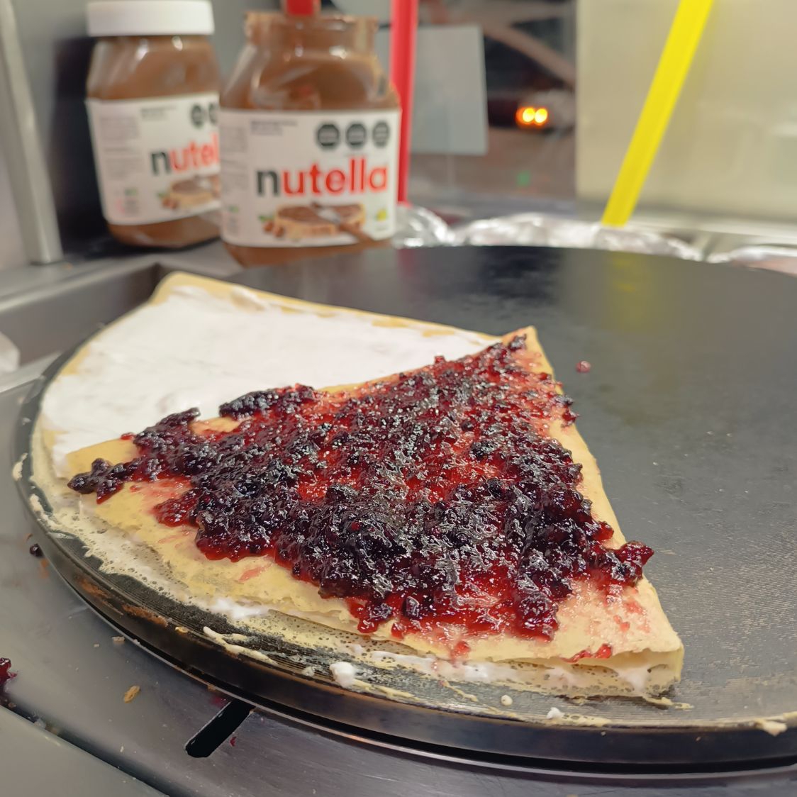 Crepa con Mermelada de Zarzamora y Philadelphia