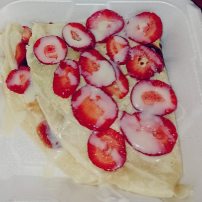 Crepa Queso Crema con Mermelada de Fresa y Fresas