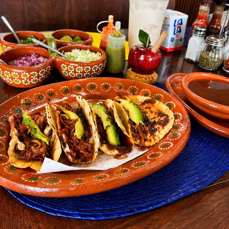 Orden de Tacos Especiales con 4 Pzas