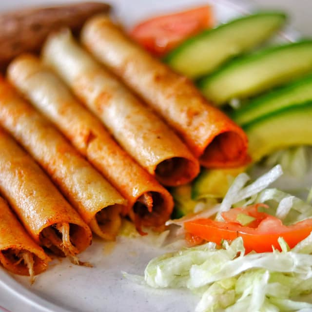 Orden de Tacos Tradicionales(6)