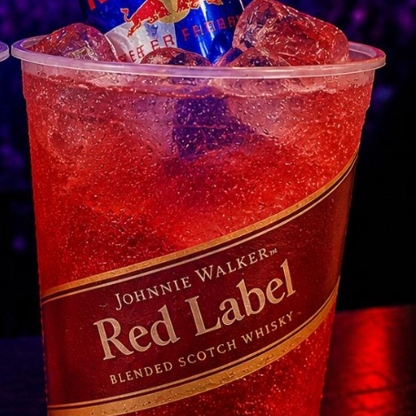 150ml red label + energetico+ 1 gelo
700ml