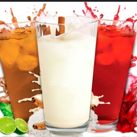 Agua de Frutas de Temporada