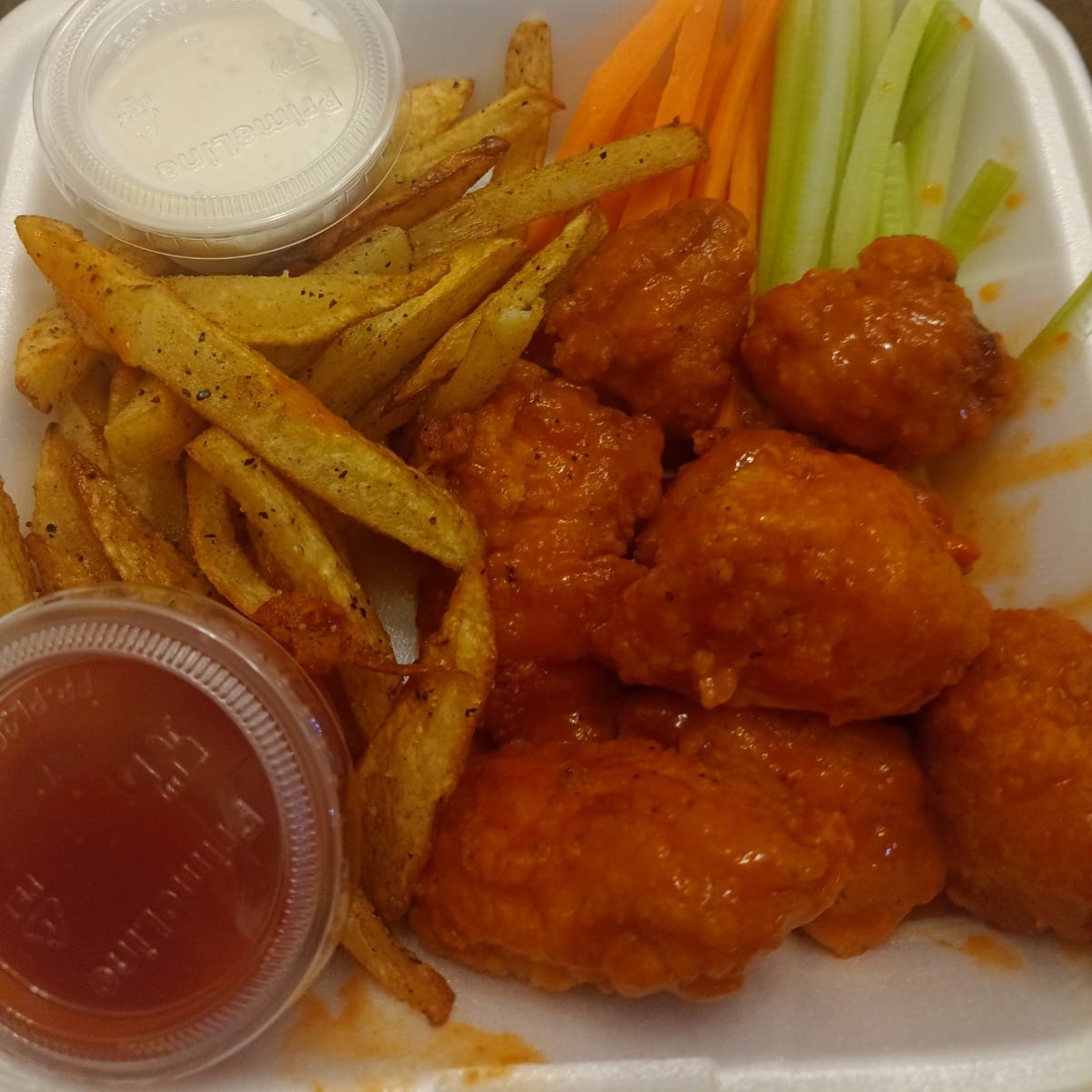 Orden De Boneless Salsa Buffalo