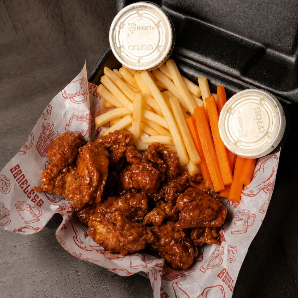 Boneless (300-400g) + Papas