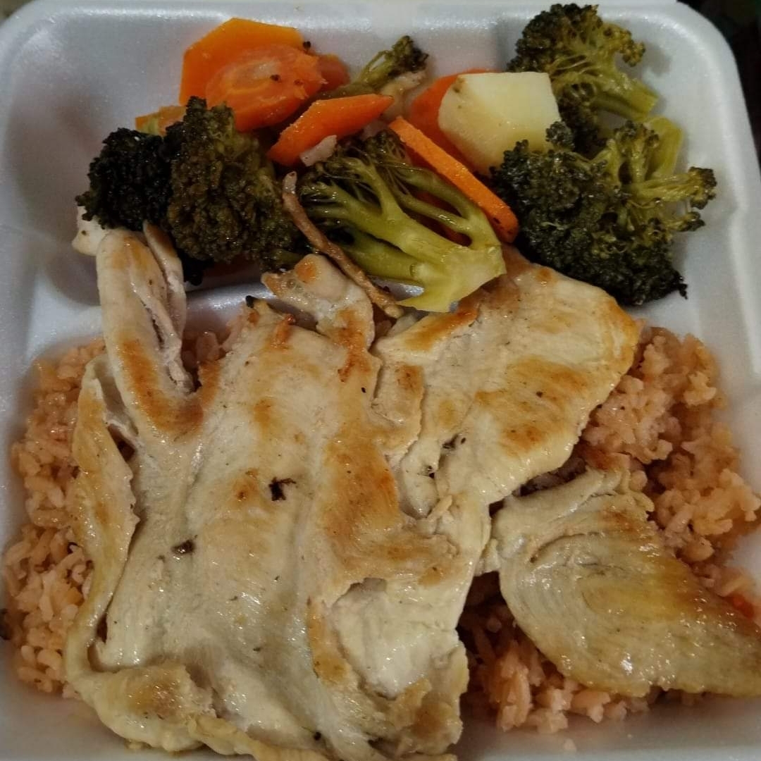 Elige Tu Platillo Favorito (Pollo y Pescado)