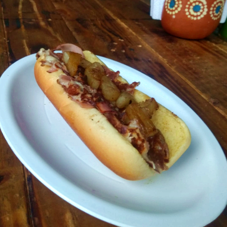 Hot Dog Hawaiano
