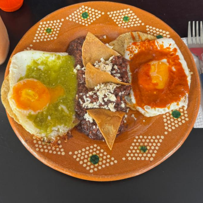 Huevos Divorciados
