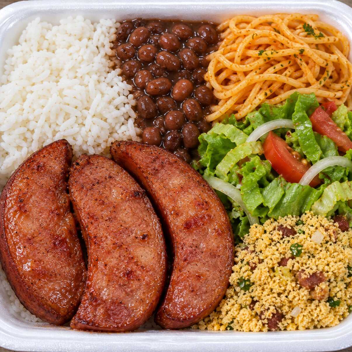 Acompanhamento arroz, feijão, Macarrão, salada e farofa