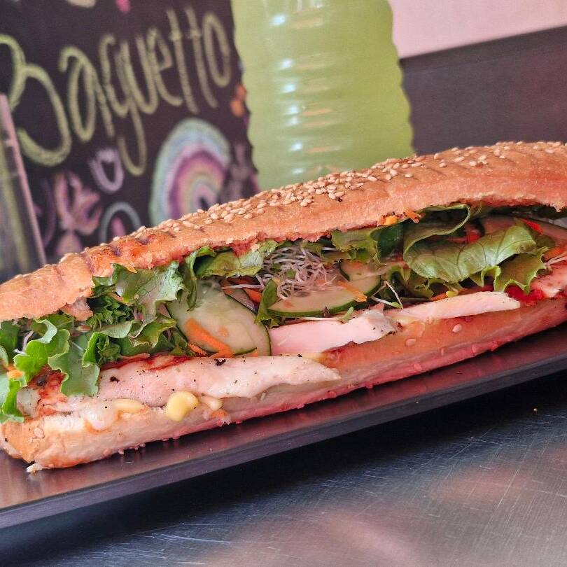 BAGUETTE DE POLLO PLANCHA
