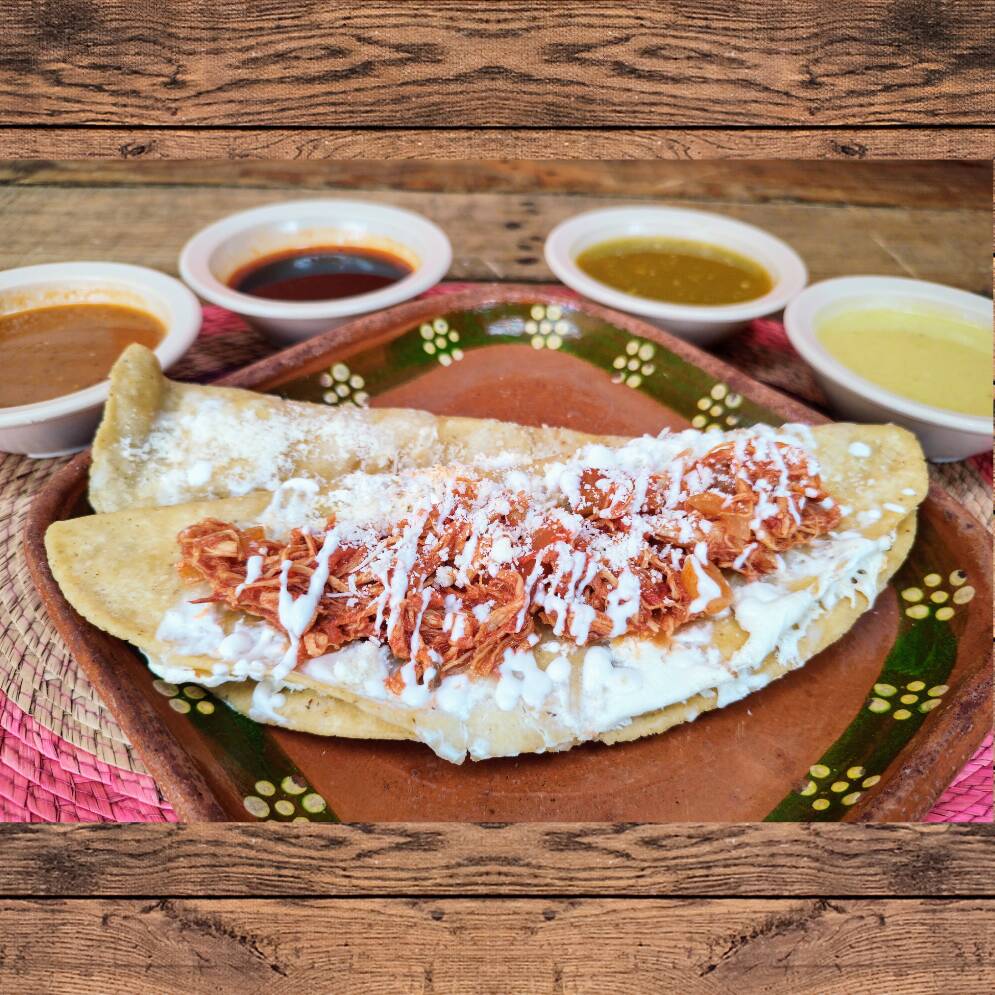 Quesadilla de Cochinita Pibil