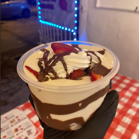 FRESAS CON CREMA GRANDES