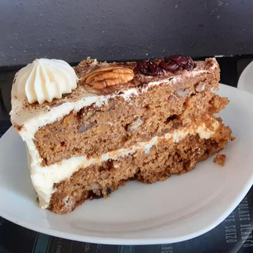 Rebanada de Pastel de Zanahoria