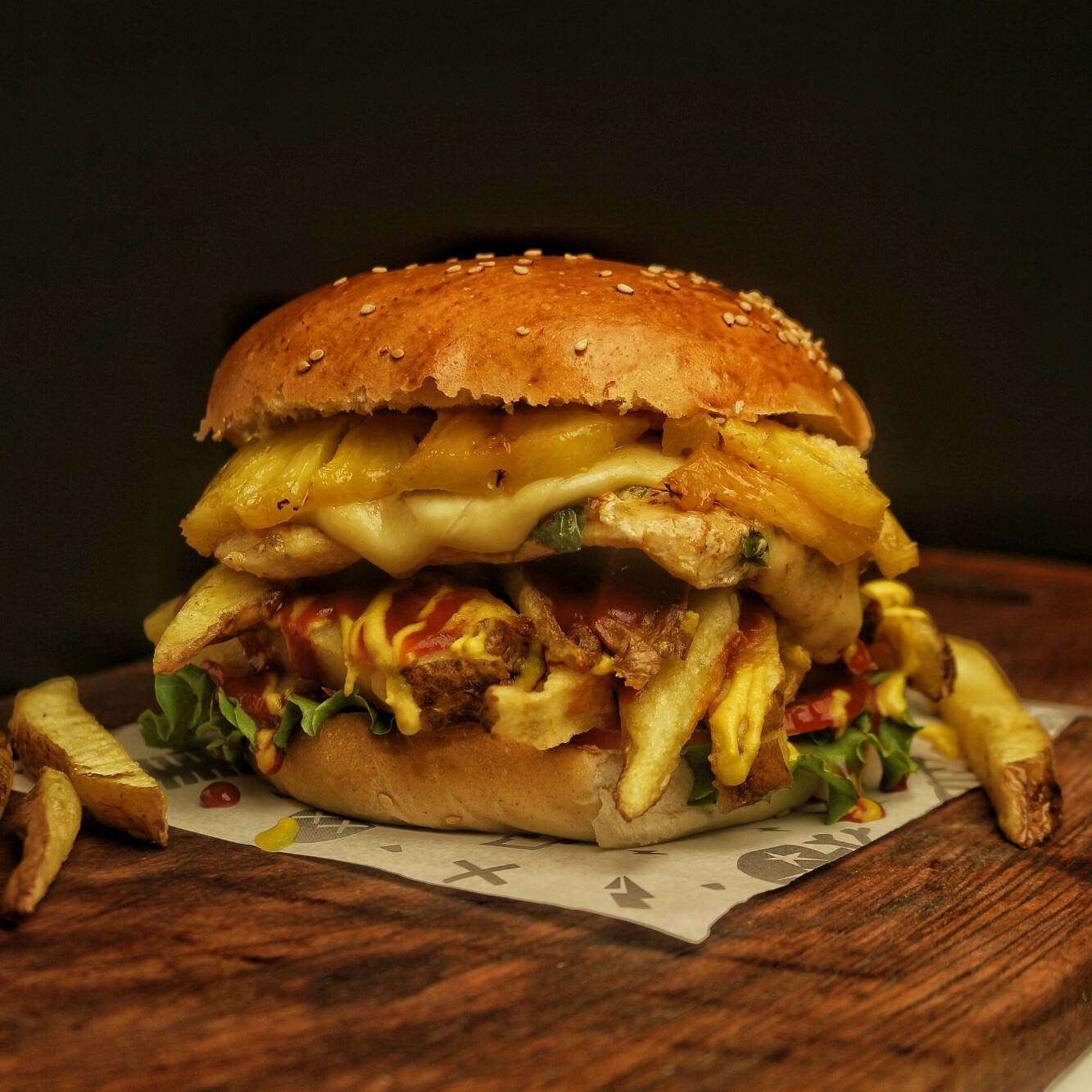 Hamburguesa Hawaiana con Pechuga a la Plancha
