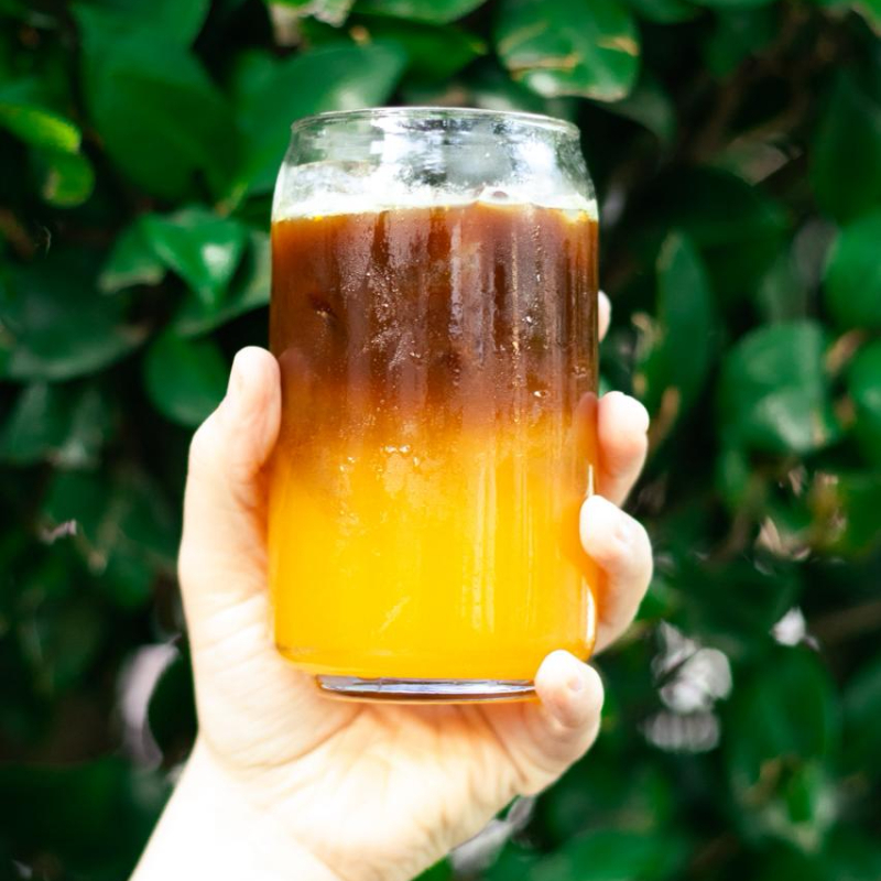 Café espresso com suco de laranja e gelo. 300ml