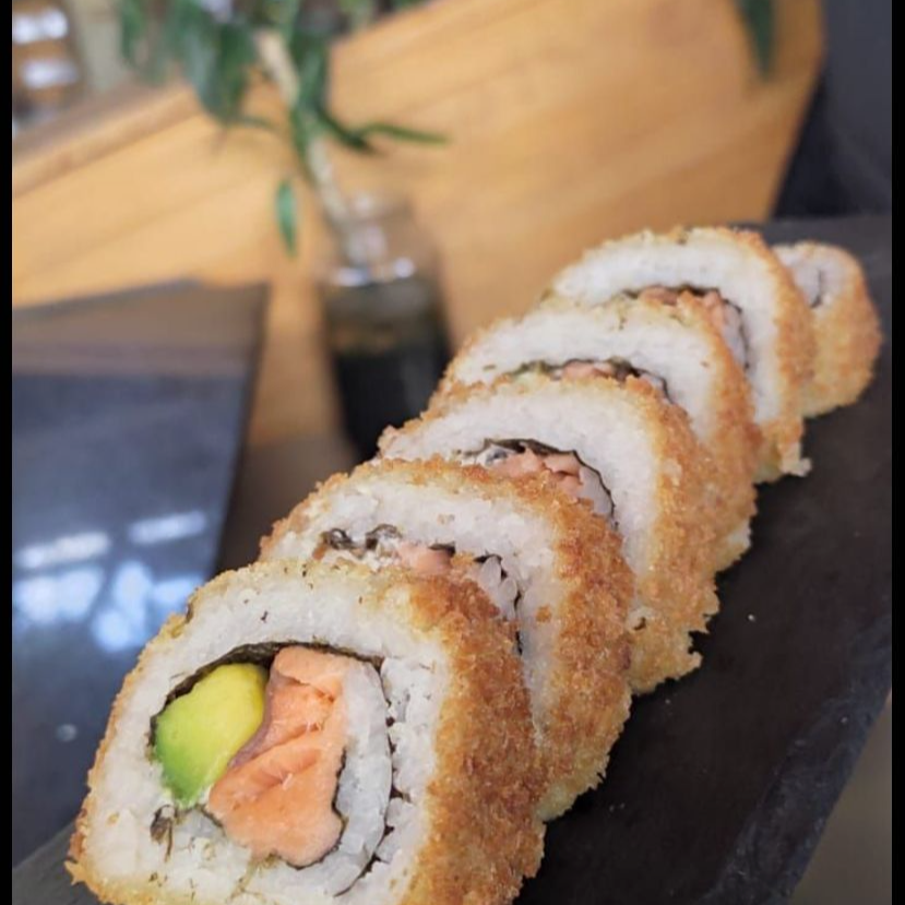 Promo 30 Makis+ 6 Croquetas de Salmón y Cangrejo