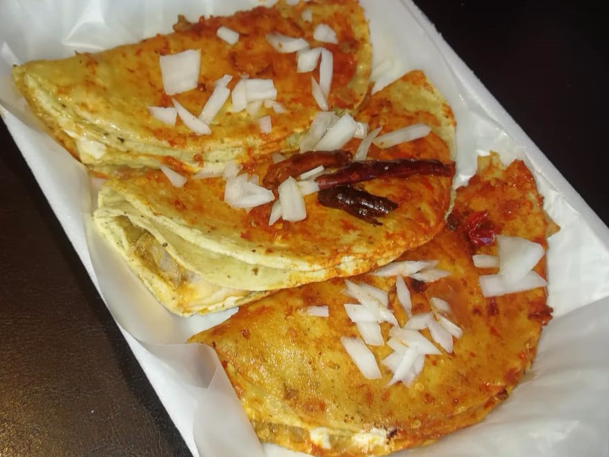 2 Tacos Tatemados + Agua del Dia