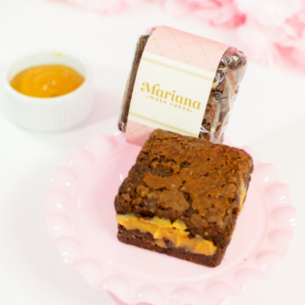 Brownie recheado com doce de leite