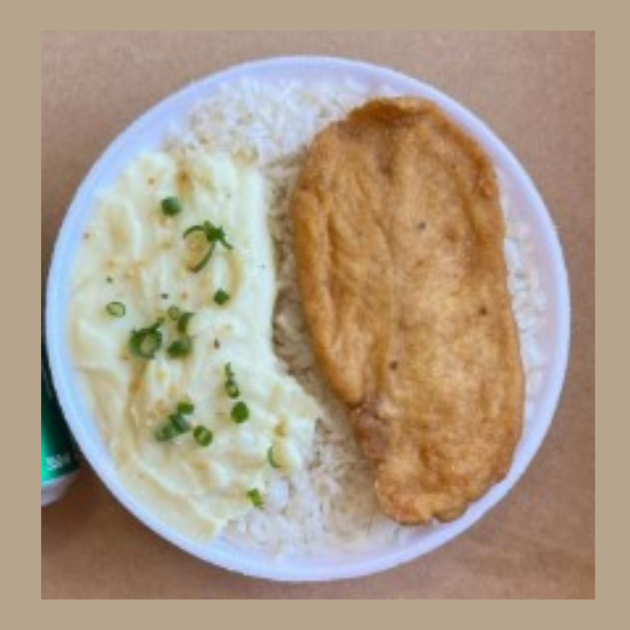 FRANGO EMPANADO, ARROZ E PURÊ
PORÇÃO INDIVIDUAL
QUANTIDADE 500 GRAMAS