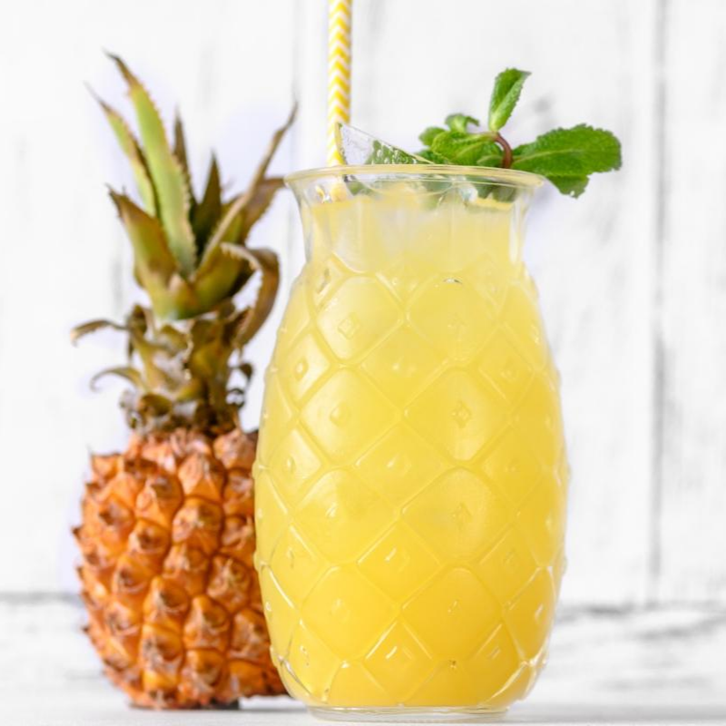 Agua de piña 1lt