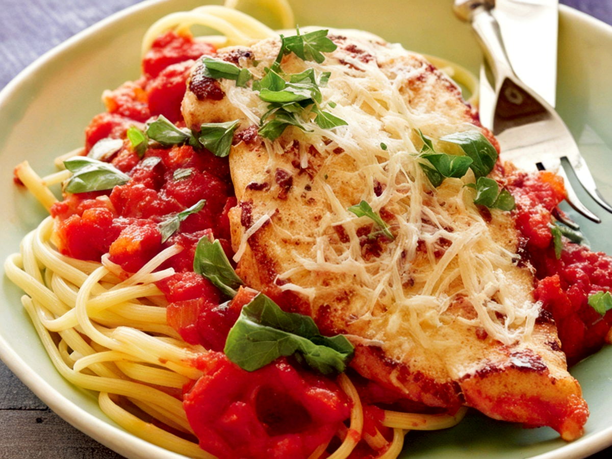 Bella Parma - Parmegiana E Massas