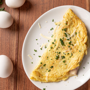 Omelete Super Nutritivo Com Queijo Mussarela e Frango Desfiado