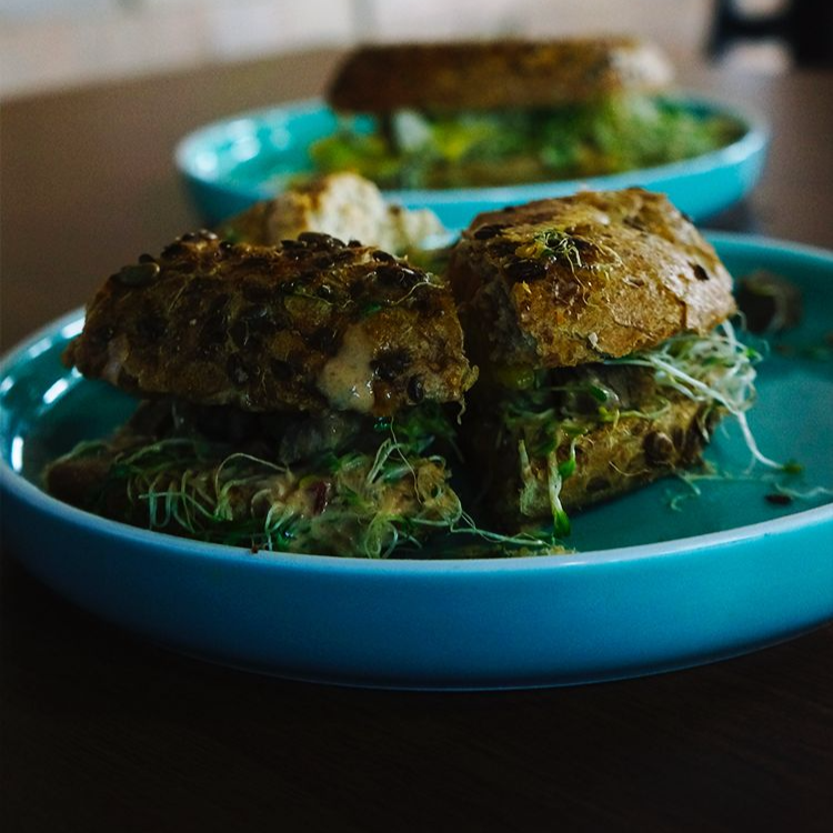 Bagel de Pollo
