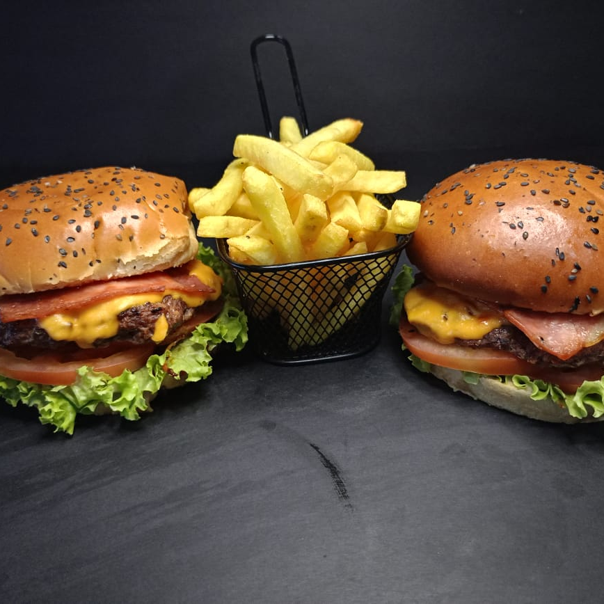 Combo 2 Burger +Papa+Bebida