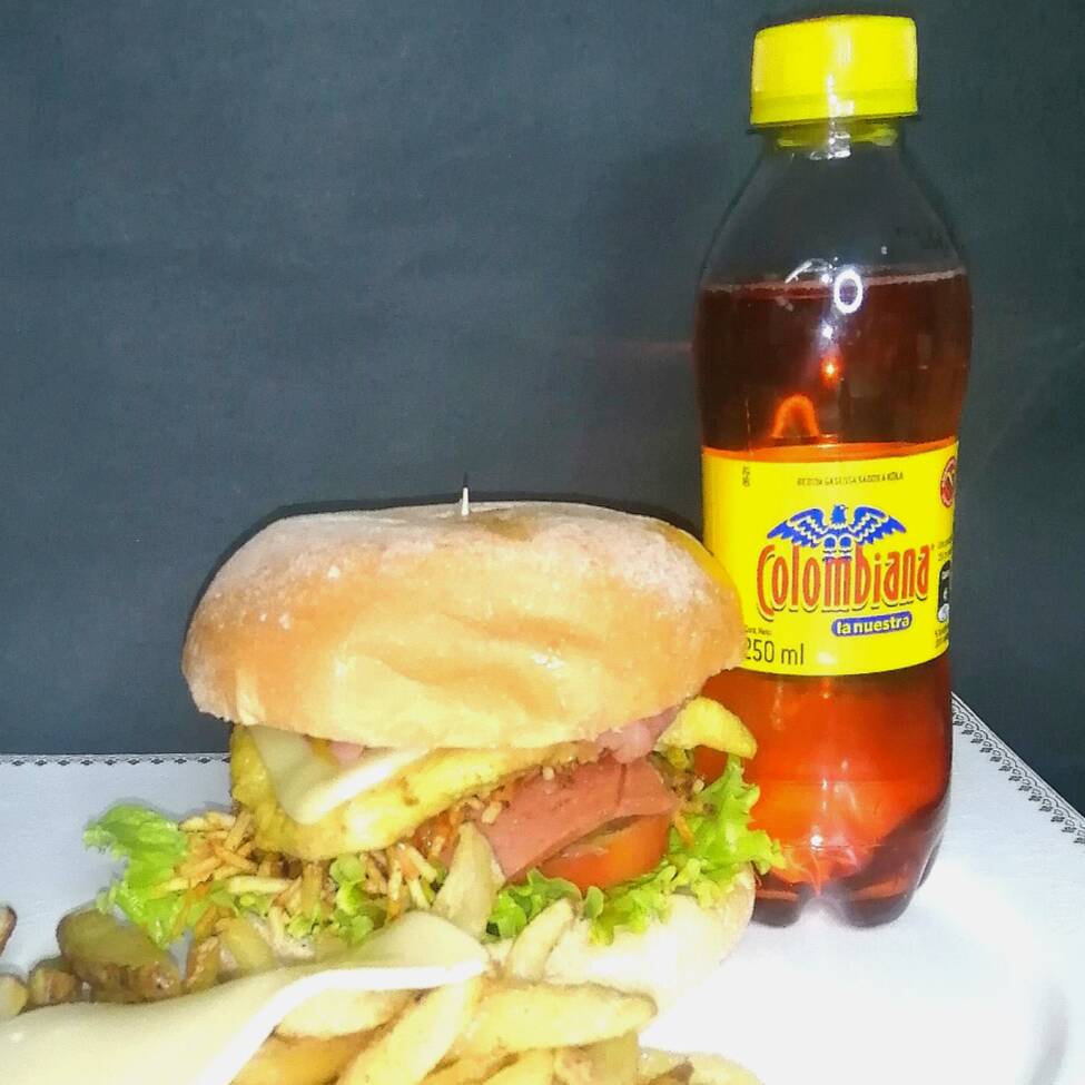 Combo Paisa Burguer