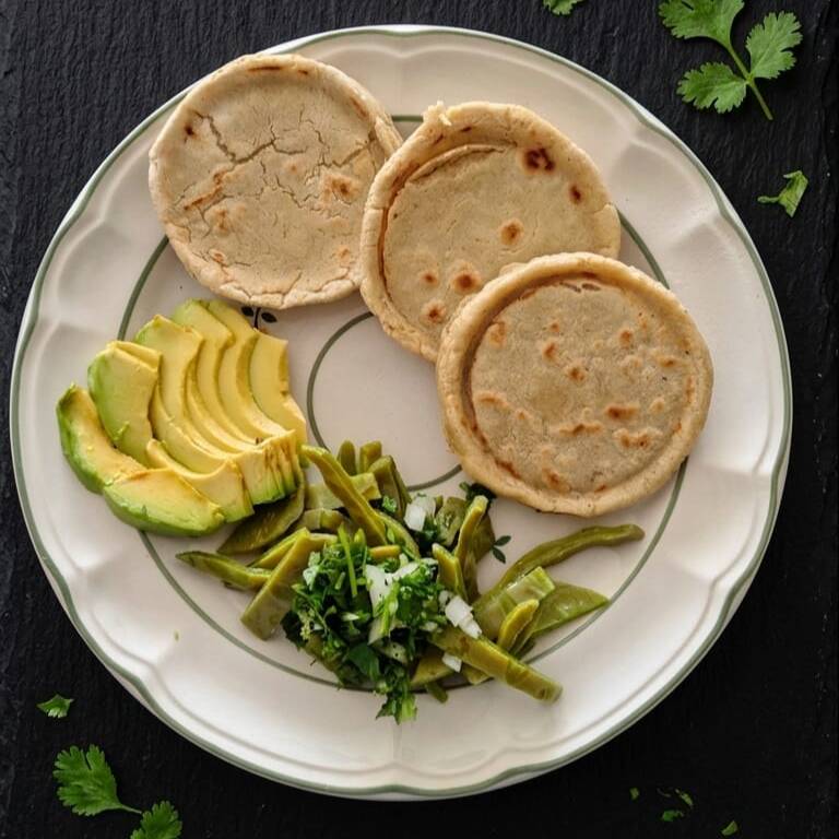 Sopes (6 Piezas)