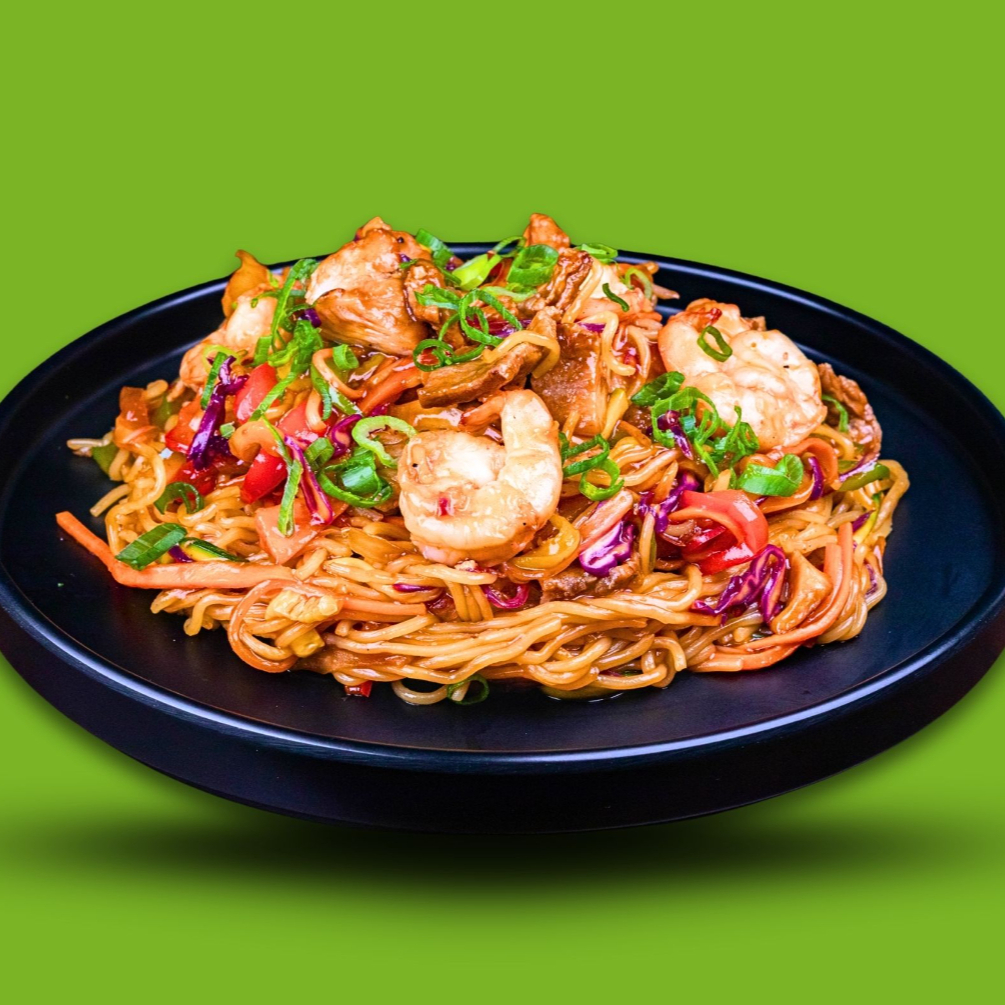 Pasta Yakisoba Pollo