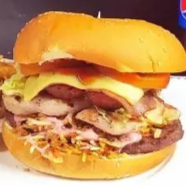 Combo Hamburguesa Monster + Papas + Bebida