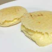 Mordisco X4 Arepa con Queso Loncha