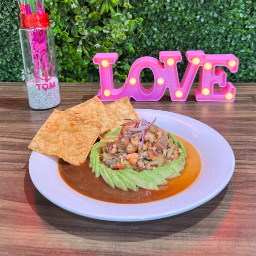 Tostada de ceviche