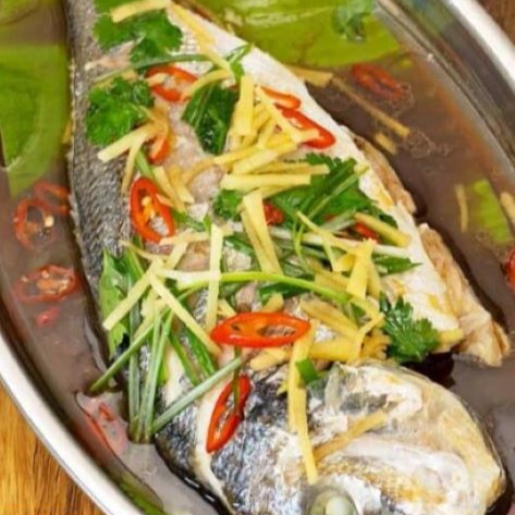 Pescado al Vapor con Ensalada y Arroz Blanco