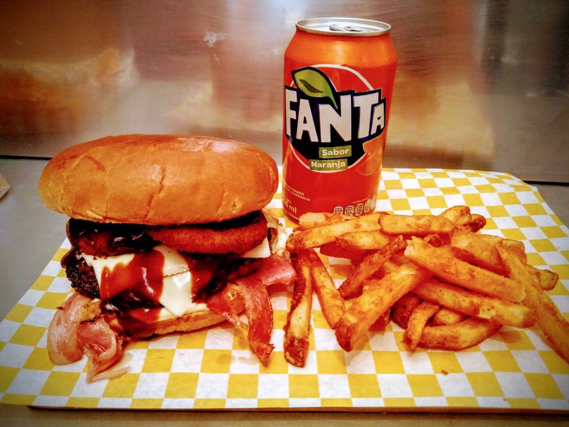 Combo / BBQ Bacon Cheeseburger
